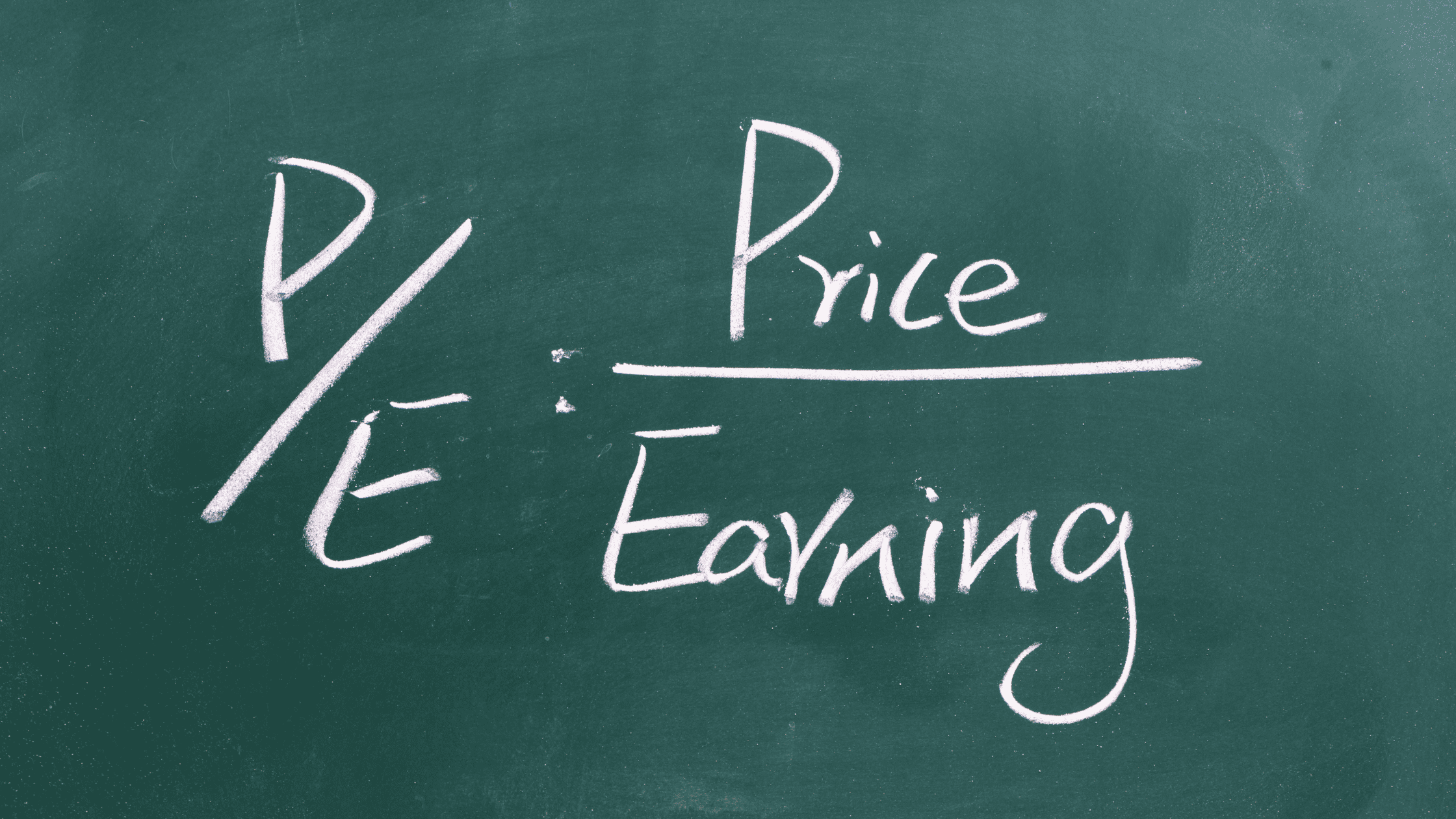 P/E Ratios: Helping Investors Make Long-Term Decisions